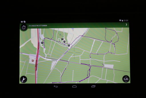 _MG_5663.JPG (850.45 KiB) 108123 keer bekeken Screenshot van een 7 inch tablet met Viewranger. Geplot is een gelopen vossenjacht in Leusden.